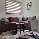 Apartment Bloom